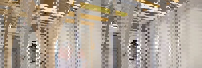 Unterkonstruktion mit Metallprofilen bauen